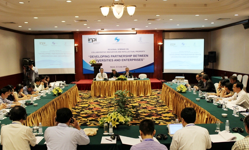  Tăng cường mối quan hệ hợp tác giữa trường đại học và doanh nghiệp